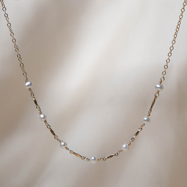 Amara Pearl Necklace