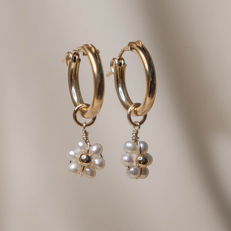 Flora Pearl Hoops